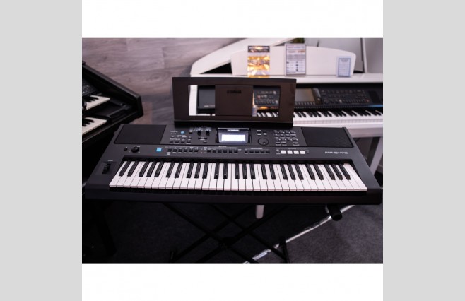 Yamaha PSR-E473 Keyboard, Used (SN:BHBZ01422) - Image 1